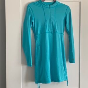 Athleta long sleeve top